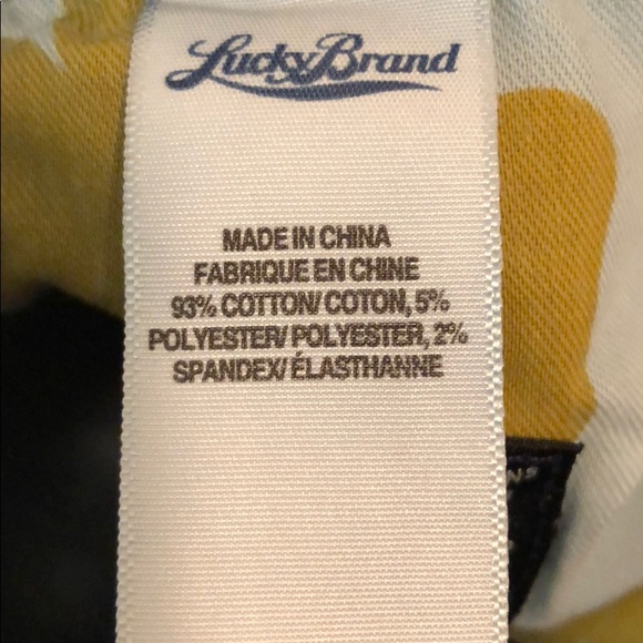 LUCKY BRAND jeans😍 - Picture 6 of 7